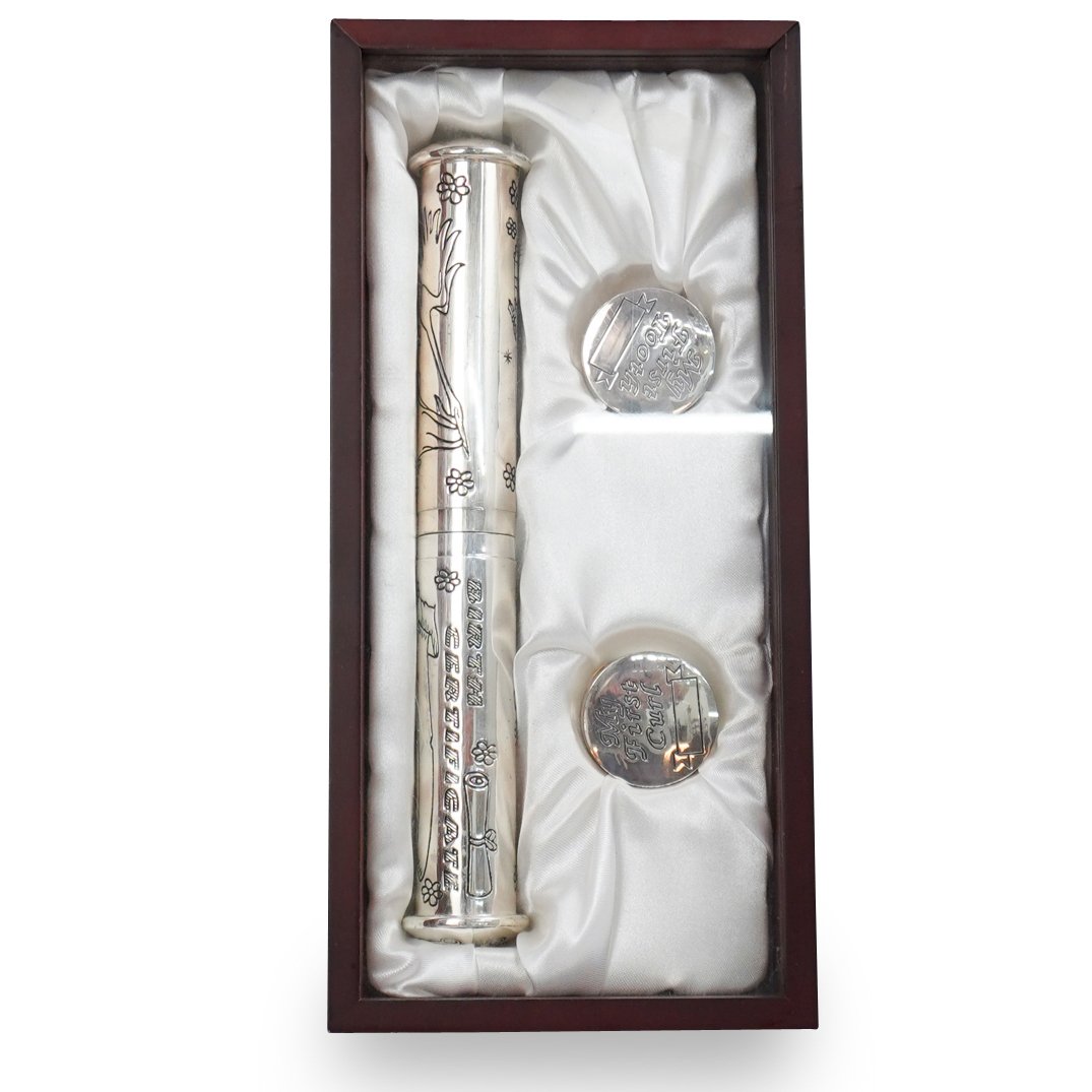 Newborn Birth Certificate Holder (1 of 4)