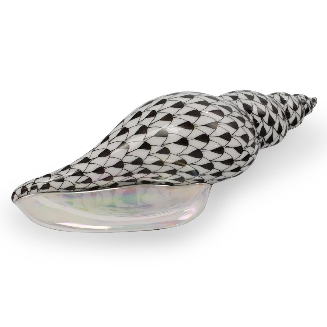 Herend Porcelain Fishnet Iridescent Shell (1 of 3)