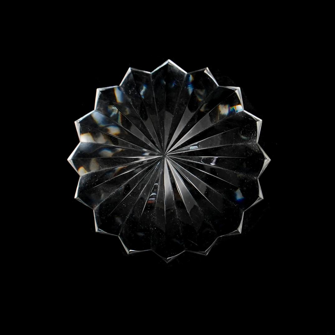 Baccarat Crystal Shell Paperweight (1 of 3)