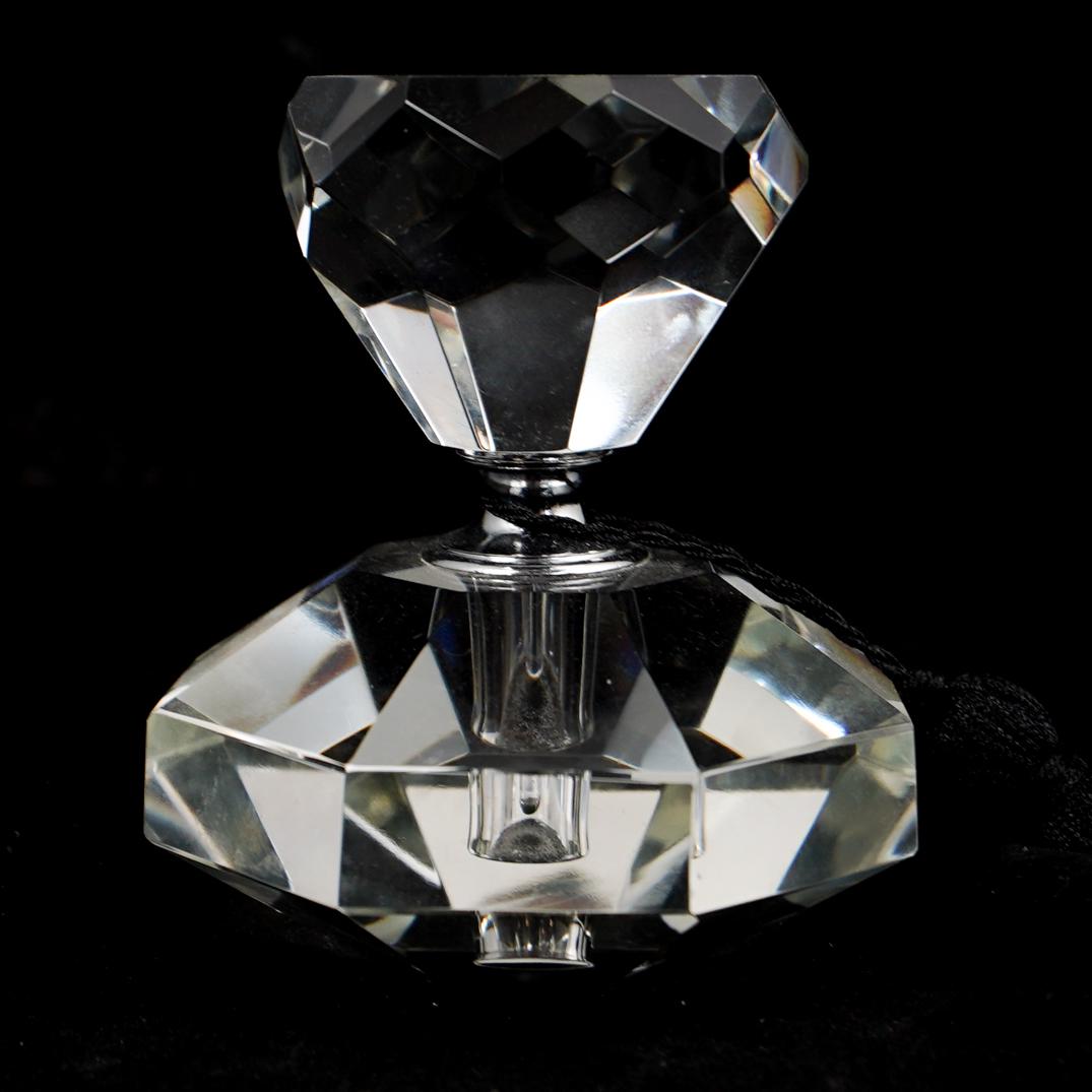 Shannon Crystal Perfume Bottle (1 of 3)