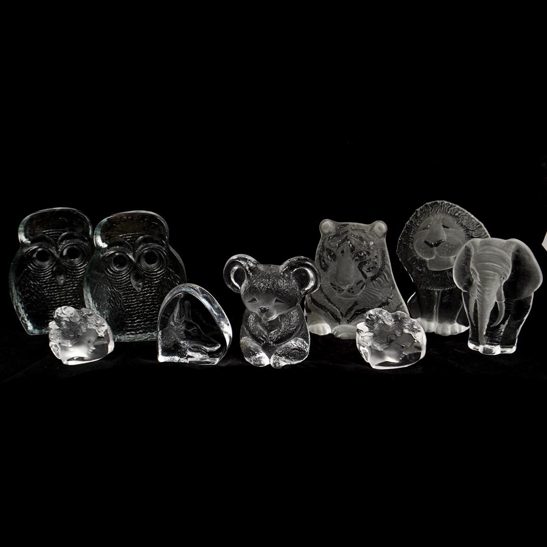 (9 Pc) Lot Of Mats Jonasson Crystal Paperweights (1 of 7)