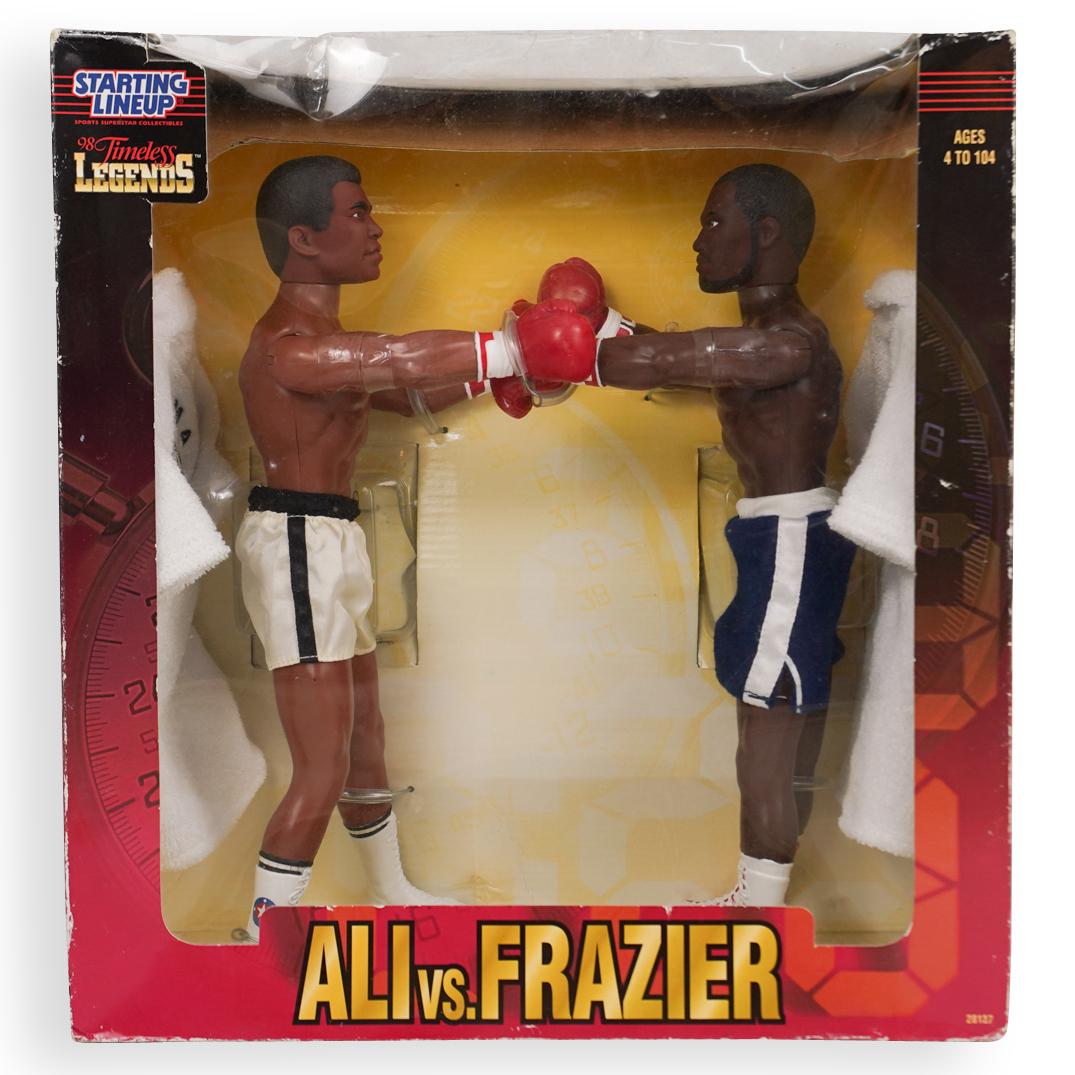 Vintage Ali Vs. Frazier Collectable Figures (1 of 4)