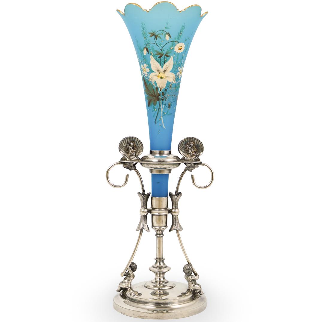 Middletown Co. Silver Plated and Opaline Glass Vase (1 of 8)