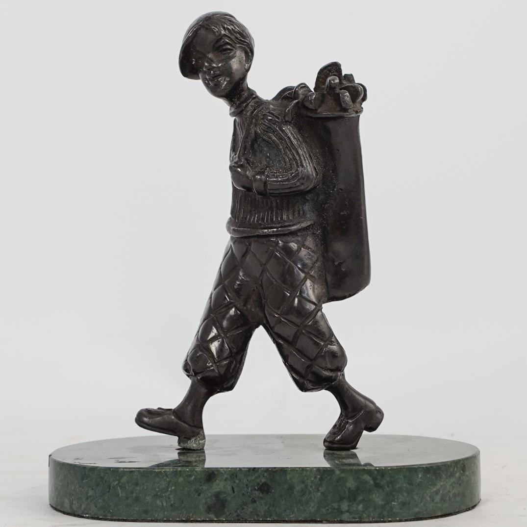 Bronze Golfer Statue (1 of 3)