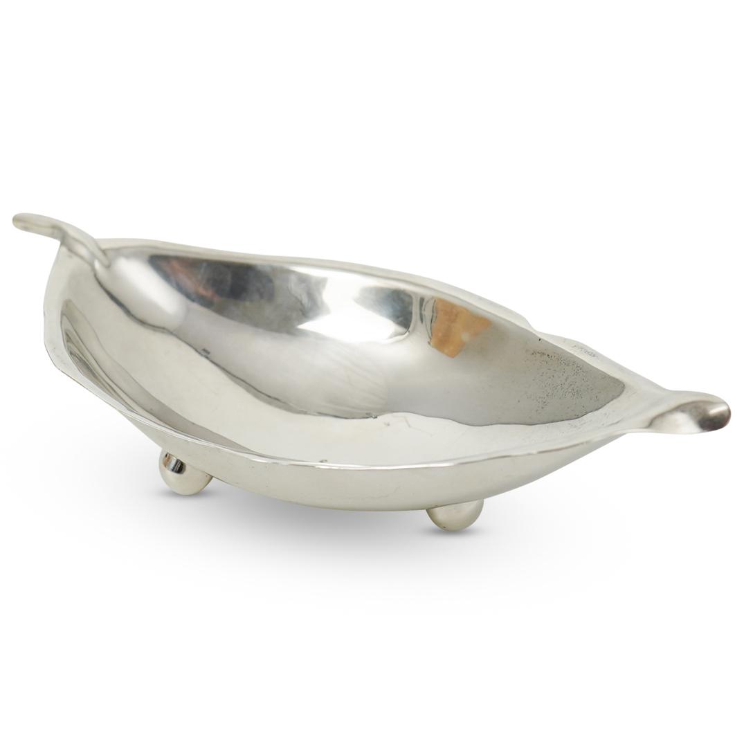 Alfredo Sciarrotta Sterling Silver Leaf Dish (1 of 3)