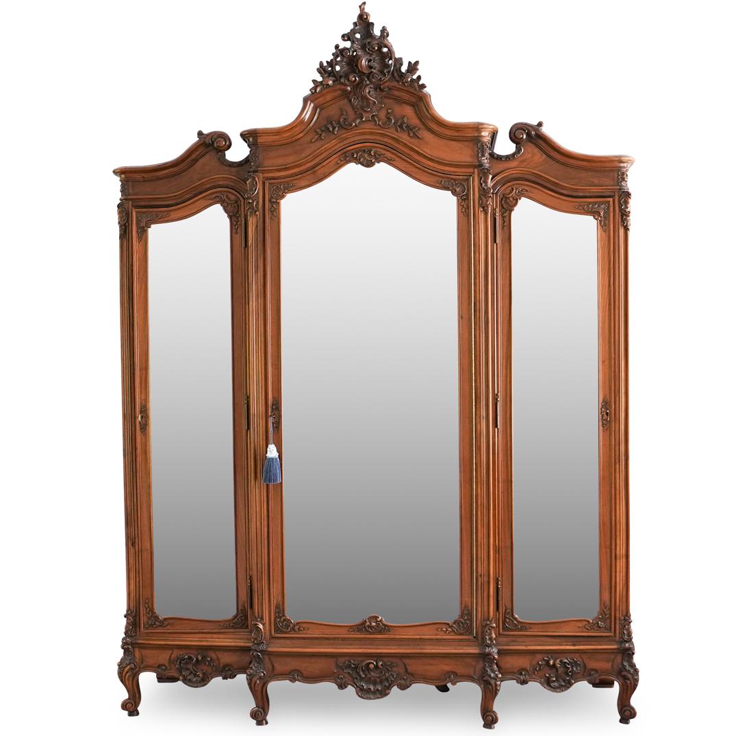 Large Louis XV Walnut Wood Armoire (1 of 16)