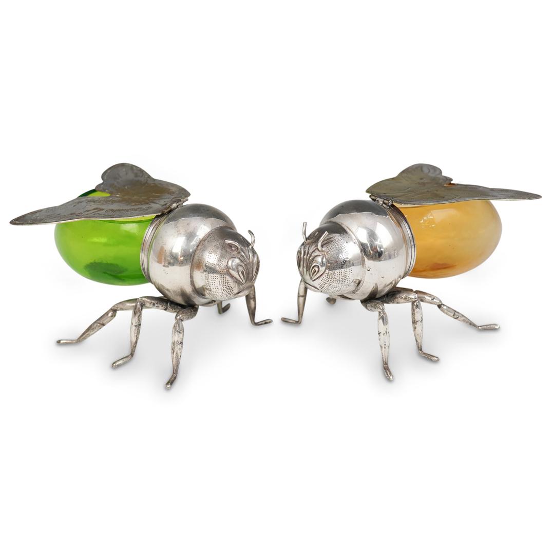 (2) Two Italian Bee Honey Pots (1 of 5)