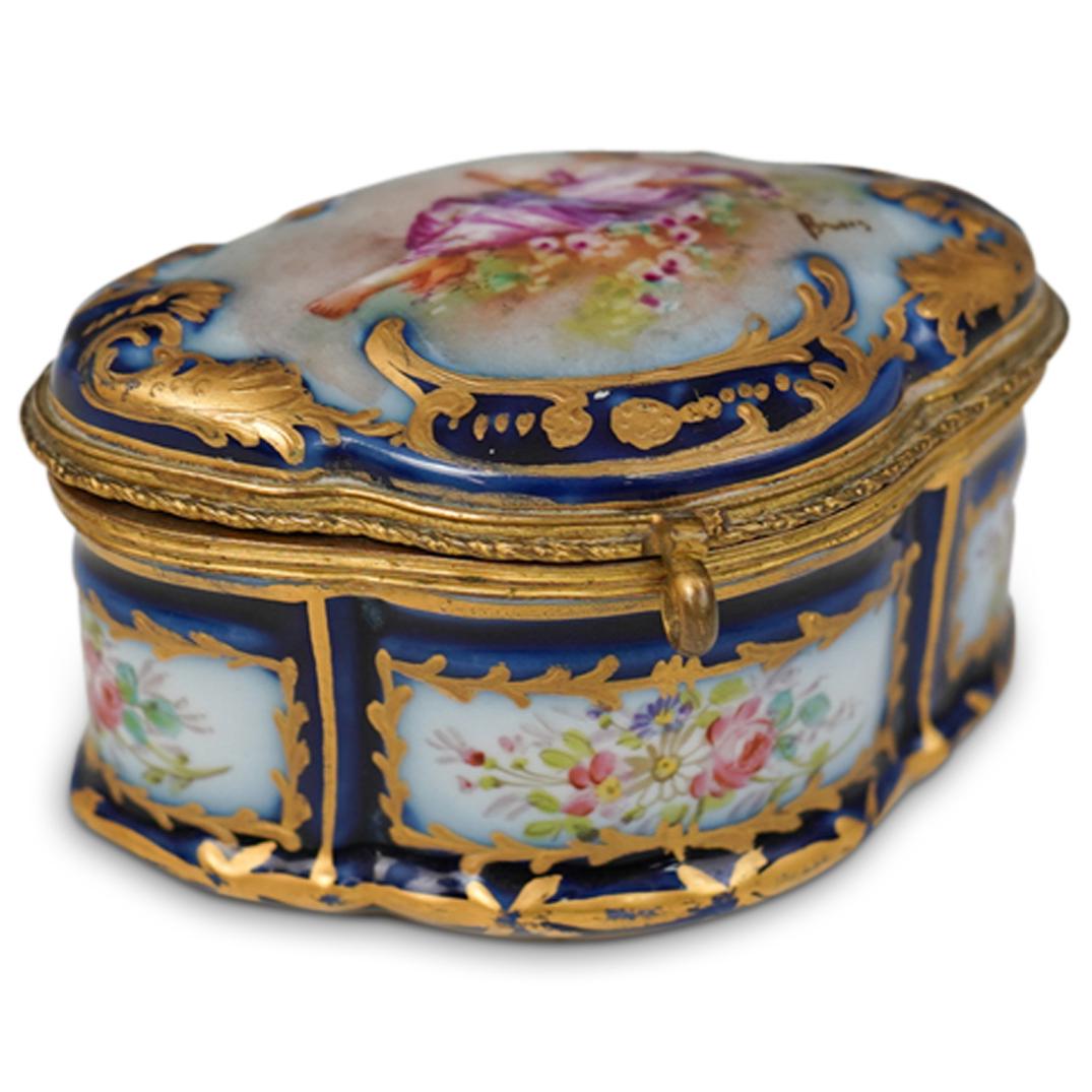 Sevres Miniature Pill Box (1 of 4)