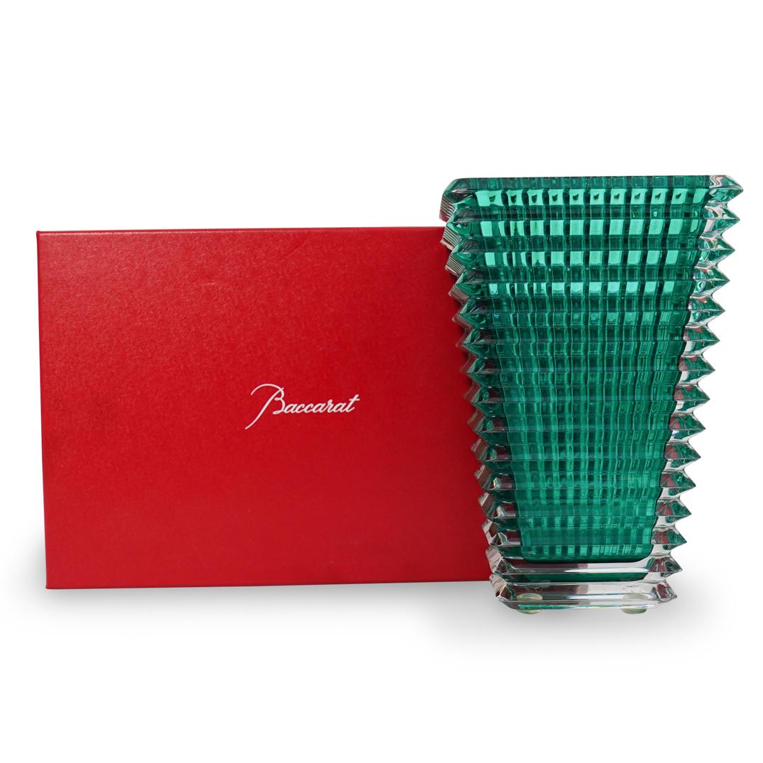 Baccarat "Eye" Green Vase (1 of 6)