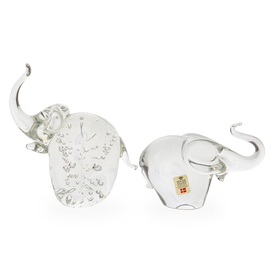 Pair of Crystal Elephant Paperweights (1 of 3)