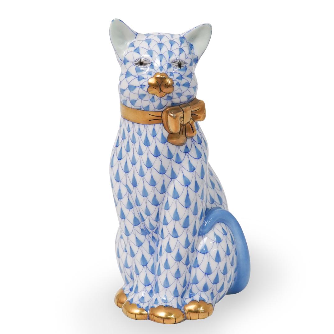 Herend Porcelain Fishnet Cat with Bow (1 of 3)