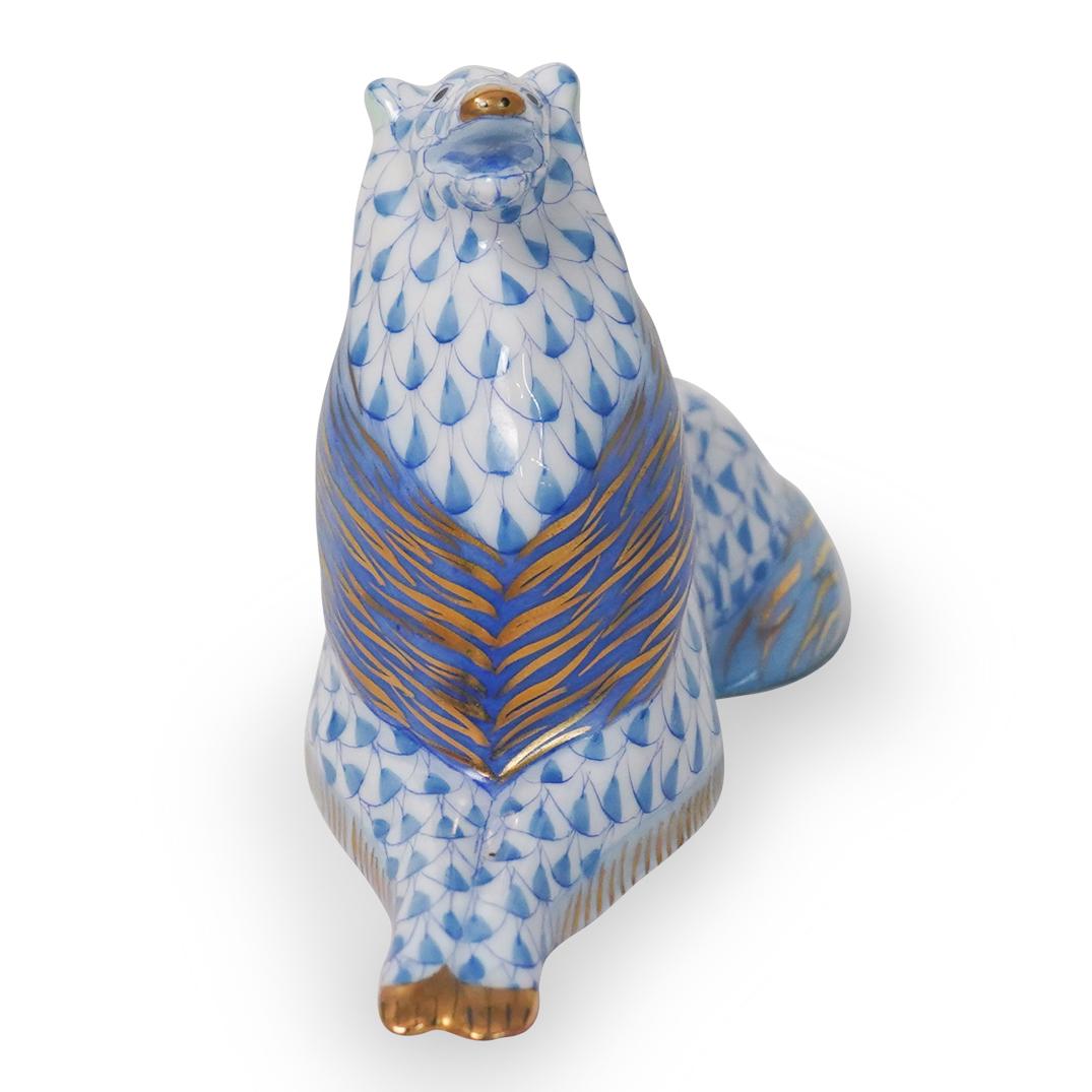 Herend Blue Fishnet Porcelain Collie Figurine (1 of 4)