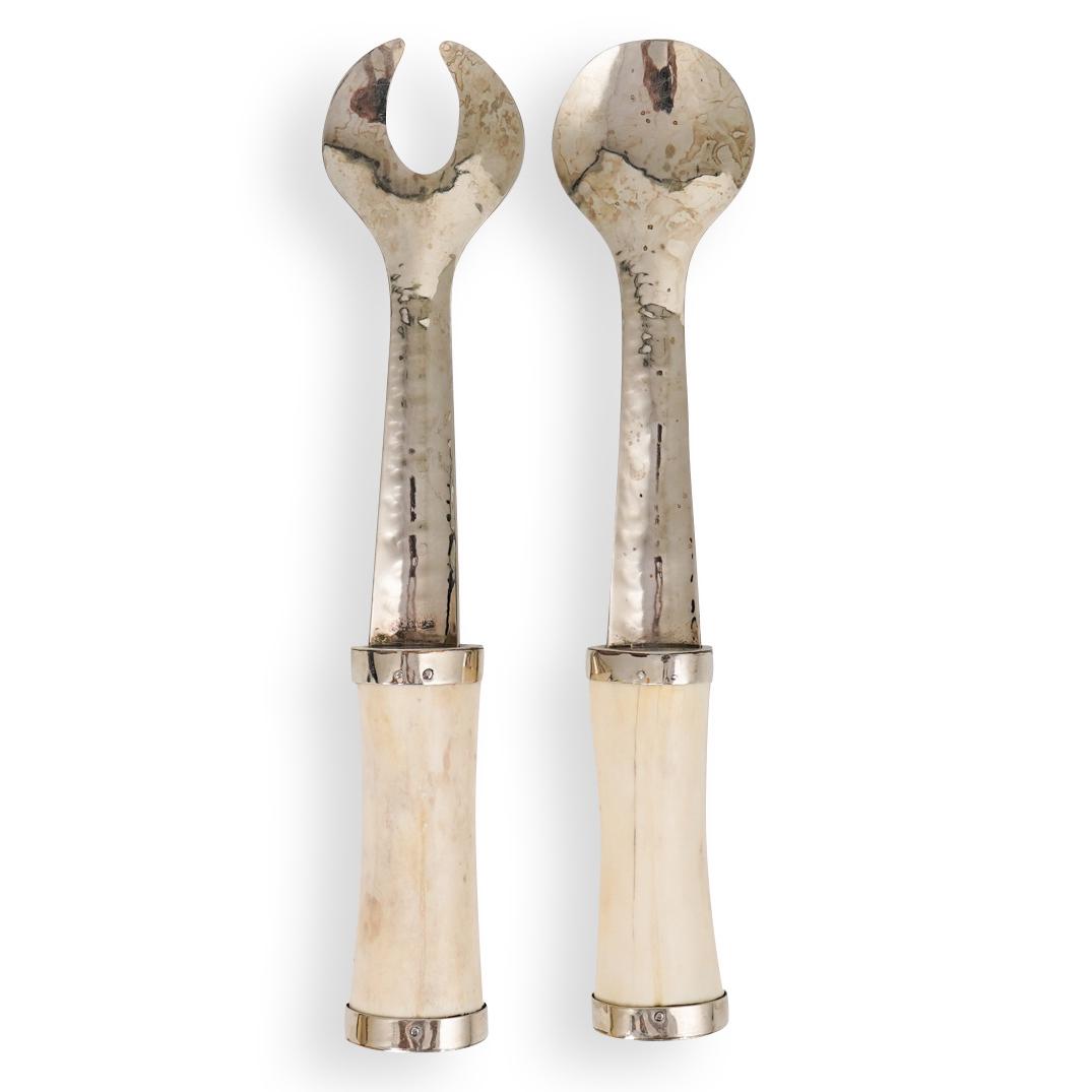 Aire Del Sur Horn and Silver Plated Salad Tossers (1 of 4)