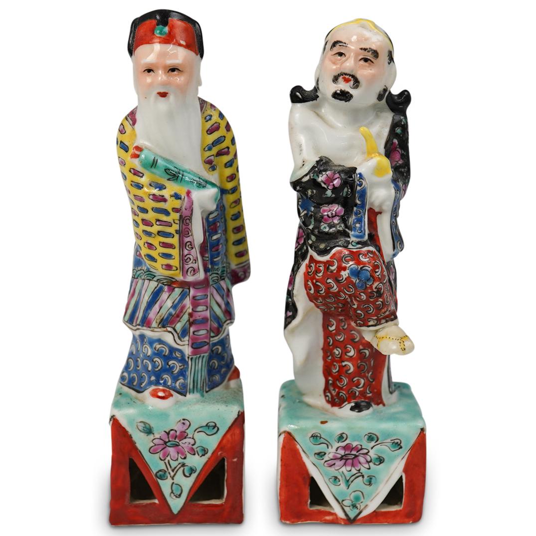 2 Vintage Chinese Porcelain figurines (1 of 5)