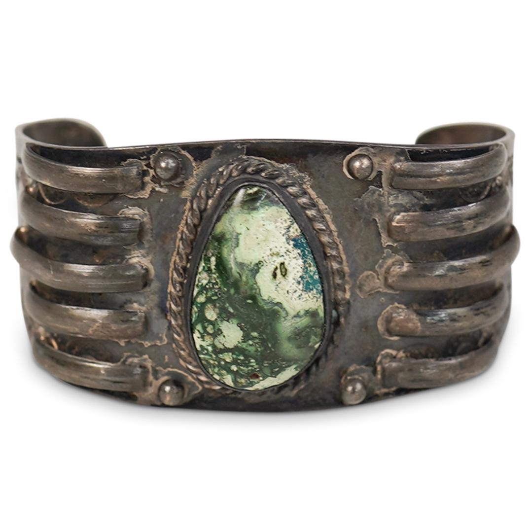 Navajo Sterling Silver Cuff (1 of 4)