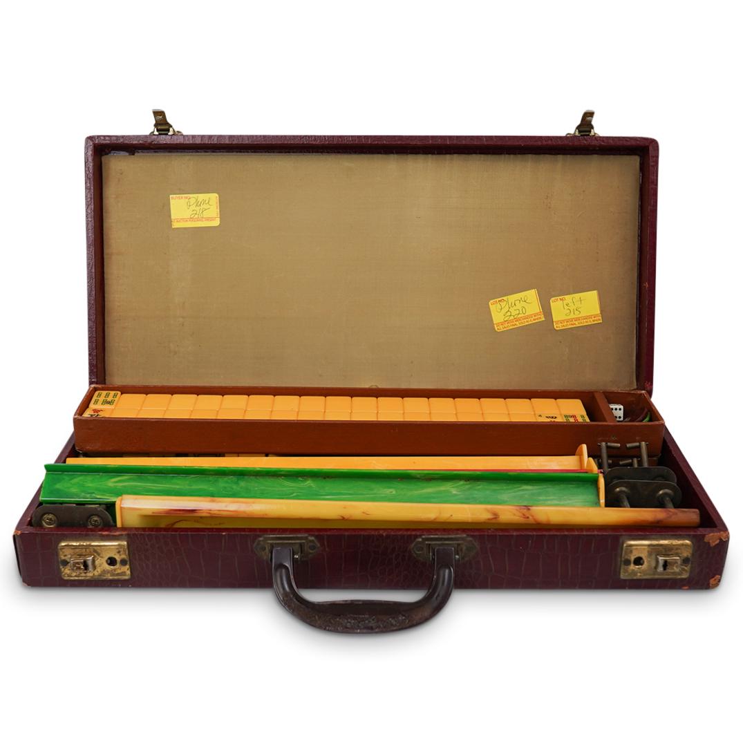 Royal Brand Mahjong Set (1 of 8)