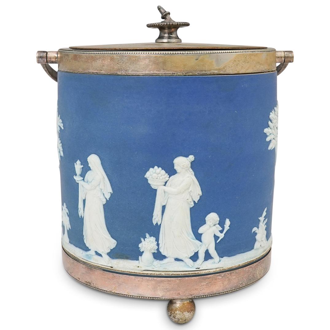 Wedgewood Porcelain & Silver Plated Biscuit Barrel (1 of 5)