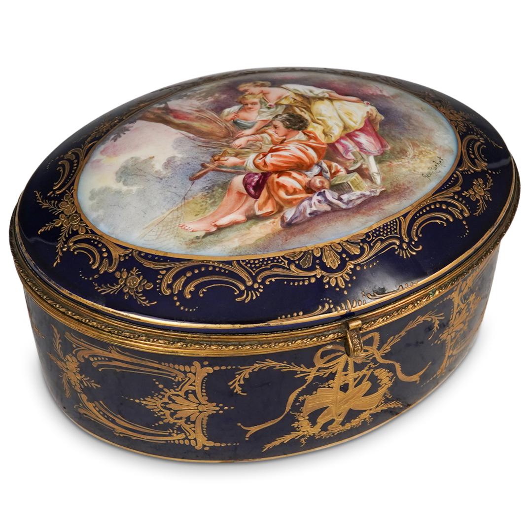 Sevres Porcelain Vanity Box (1 of 10)