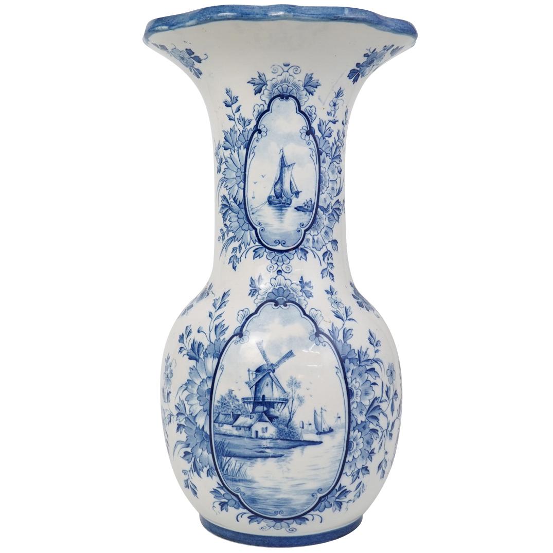 Delft Porcelain Vase (1 of 5)