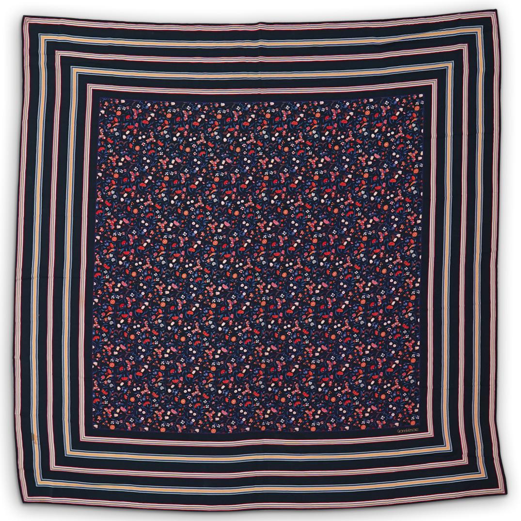 Gianni Versace Women Silk Scarf (1 of 4)