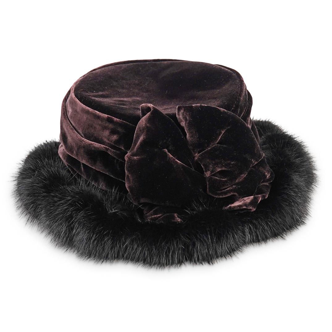 Georgia Hughes Handmade Women's Hat (1 of 2)