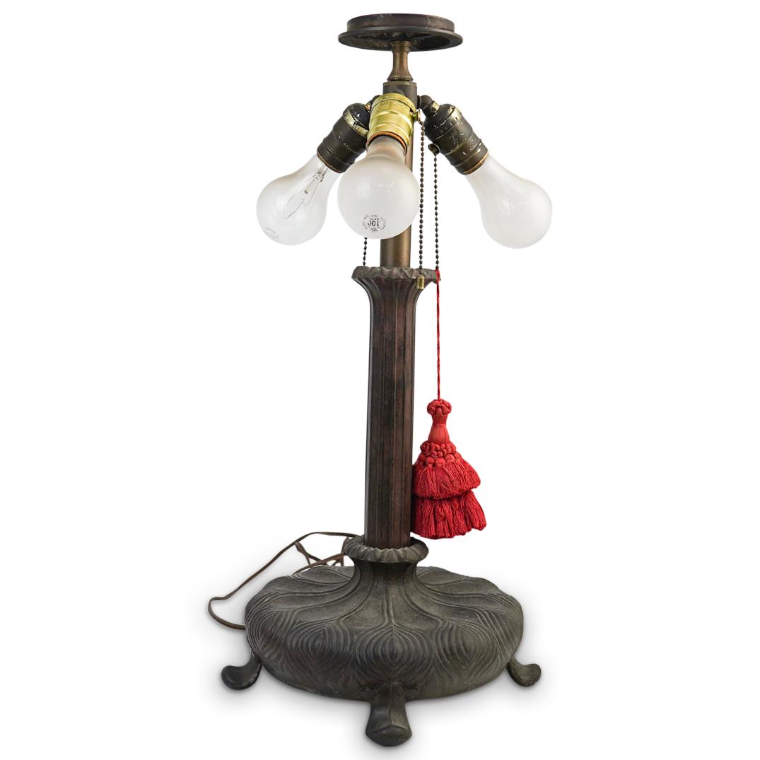 A Tiffany Style Bronze Lamp (1 of 4)