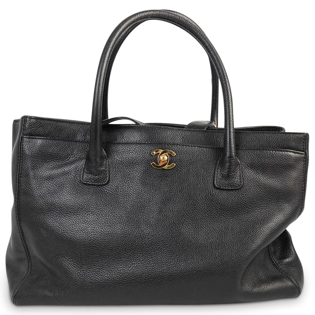 Chanel Black Leather Handbag (1 of 5)