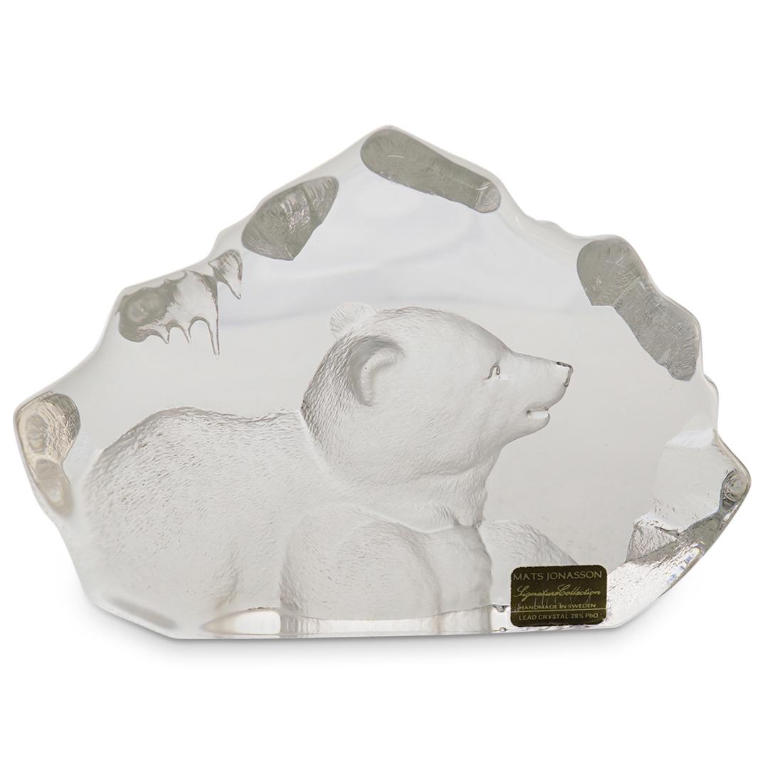 Mats Jonasson Polar Bear Cub Glass Sculpture: DESCRIPTION: Handmade Mats Jonasson Polar Bear Cub Glass Sculpture. Glass etching of a small Polar Bear cub laying with its head slightly turned to one side. The composition shows only the front porti
