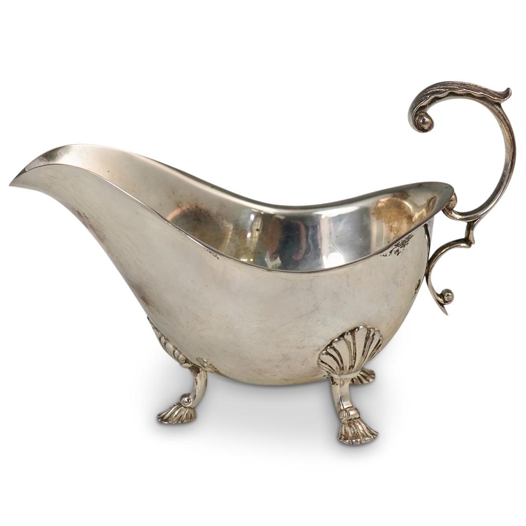"Poole" Sterling Silver Gravy Boat (1 of 5)