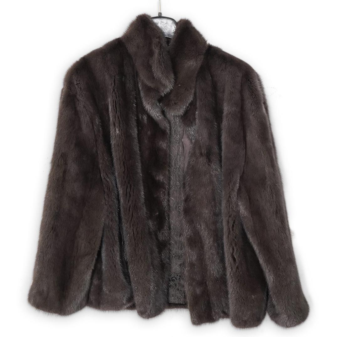 Ladies Mink Coat (1 of 5)