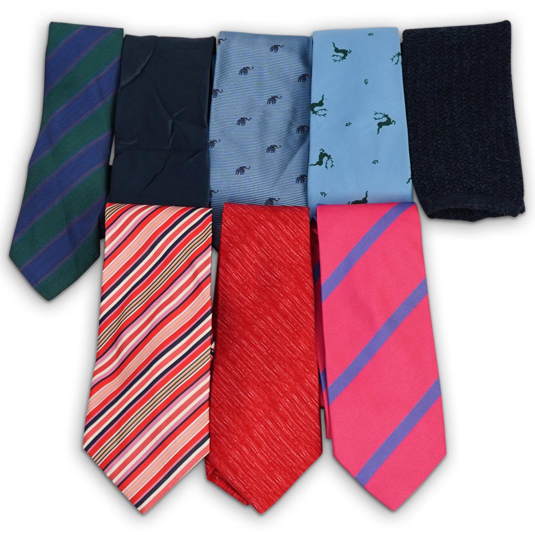 (8 Pcs) Assorted Vintage Silk Necktie Group (1 of 10)