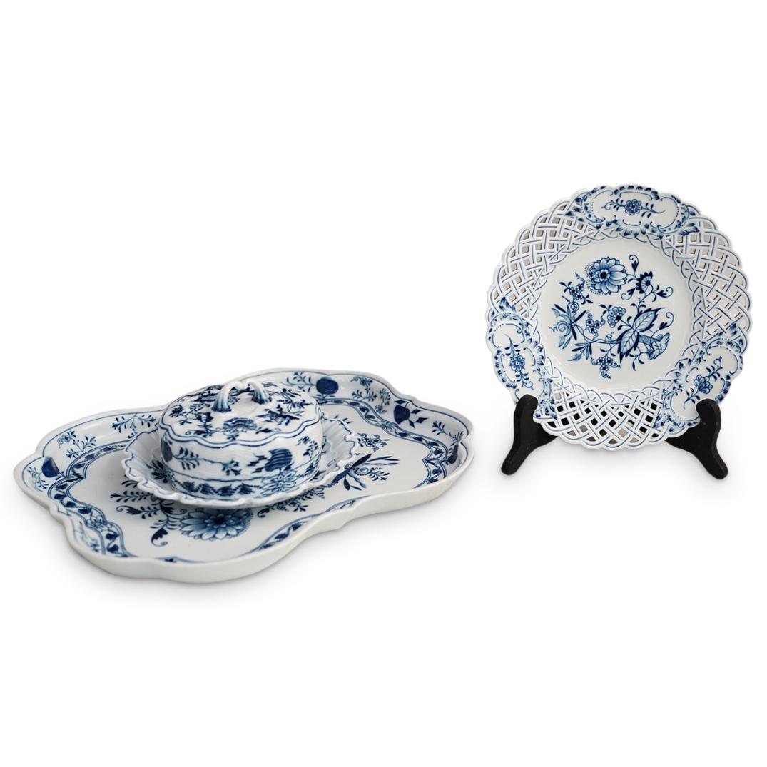 (3Pc) Meissen "Blue Onion" Porcelain Grouping (1 of 12)