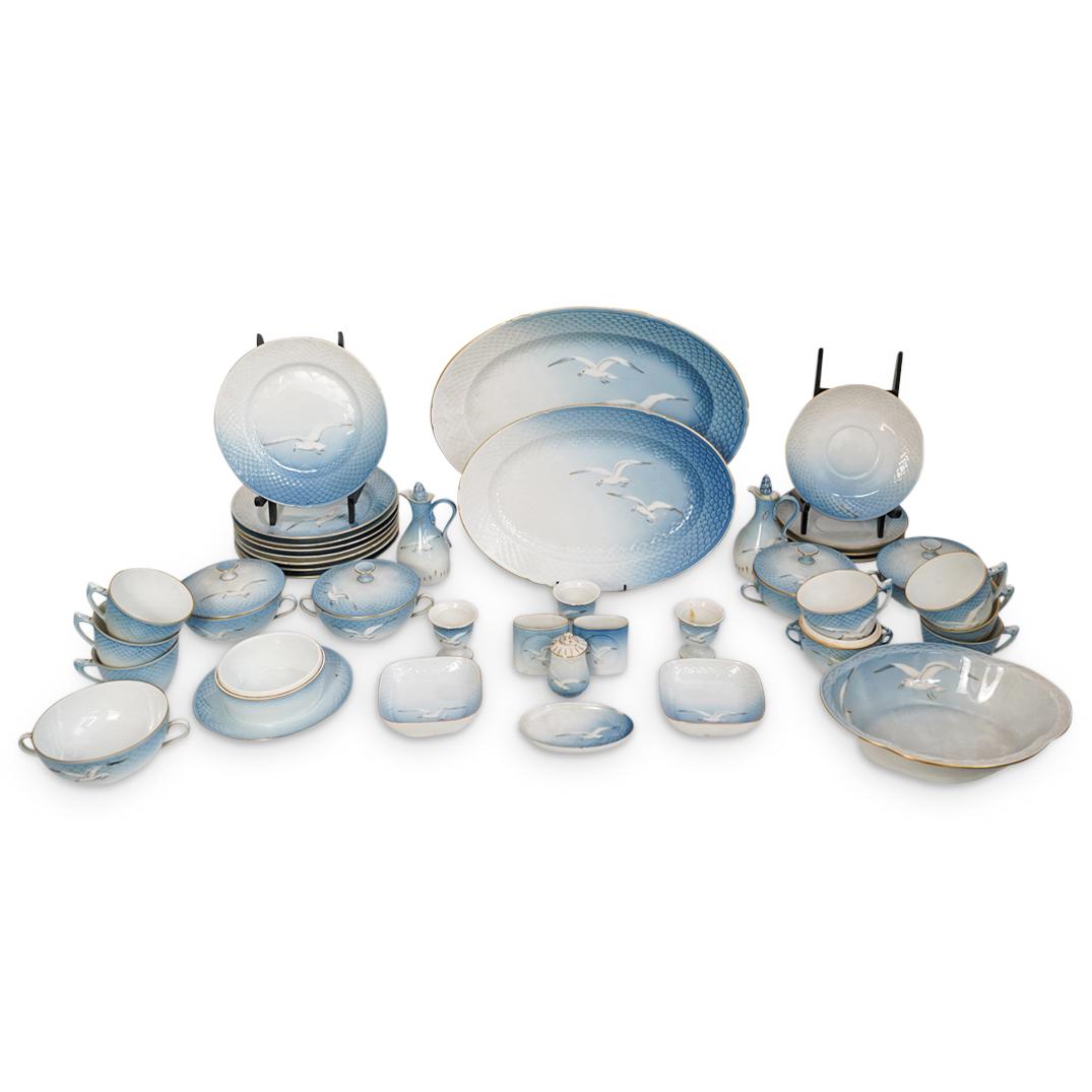 (41 Pc) B&G Kjobenhavn "Seagull" Porcelain Grouping Set (1 of 14)