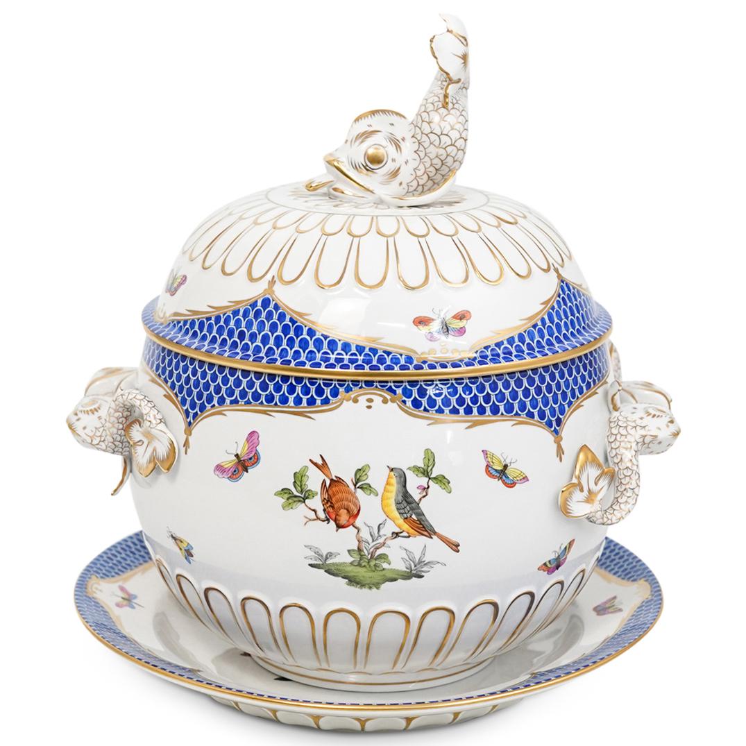 Herend Rothschild Blue Border Chinese Bouquet Tureen (1 of 14)