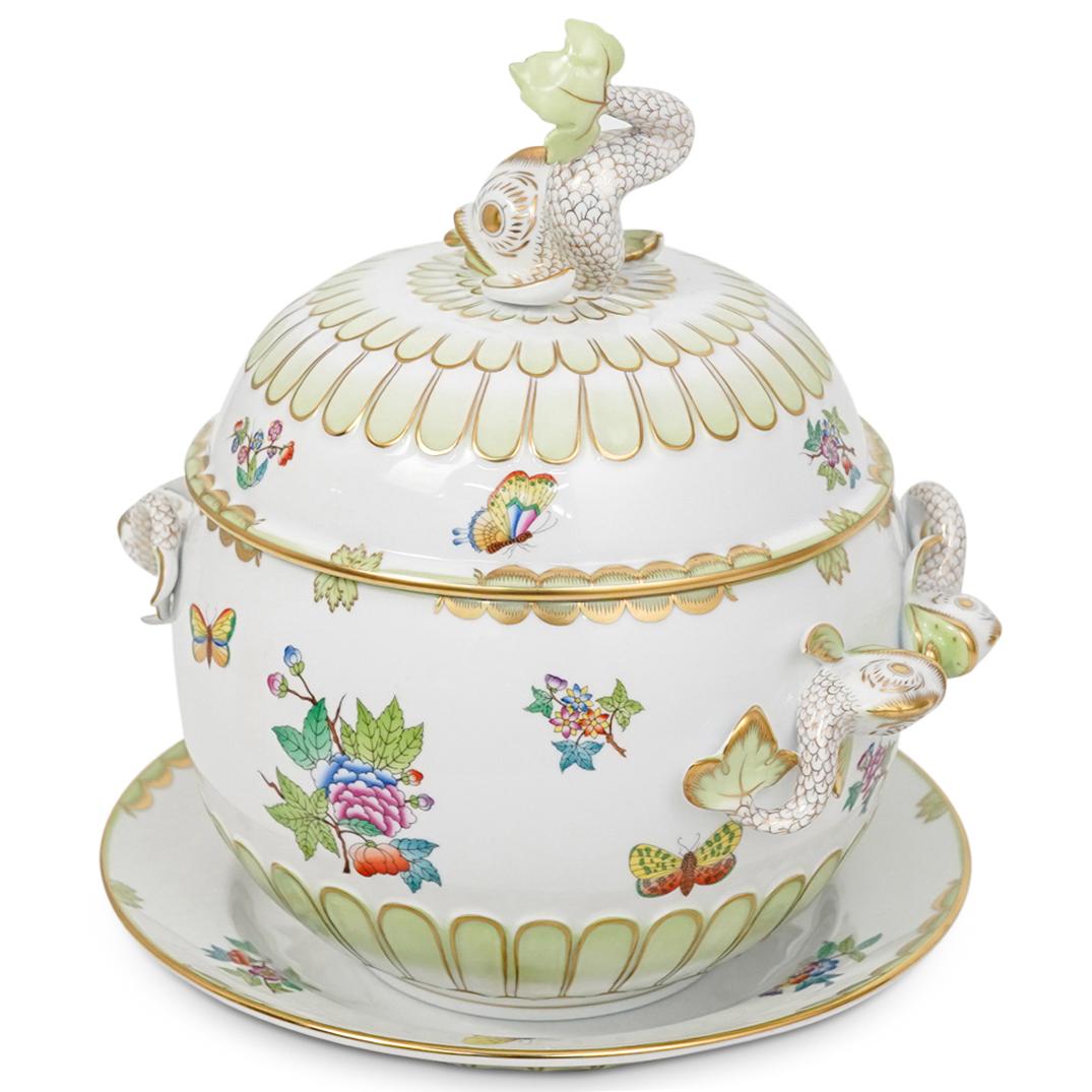 Herend Queen Victoria Tureen and Underplate (1 of 13)
