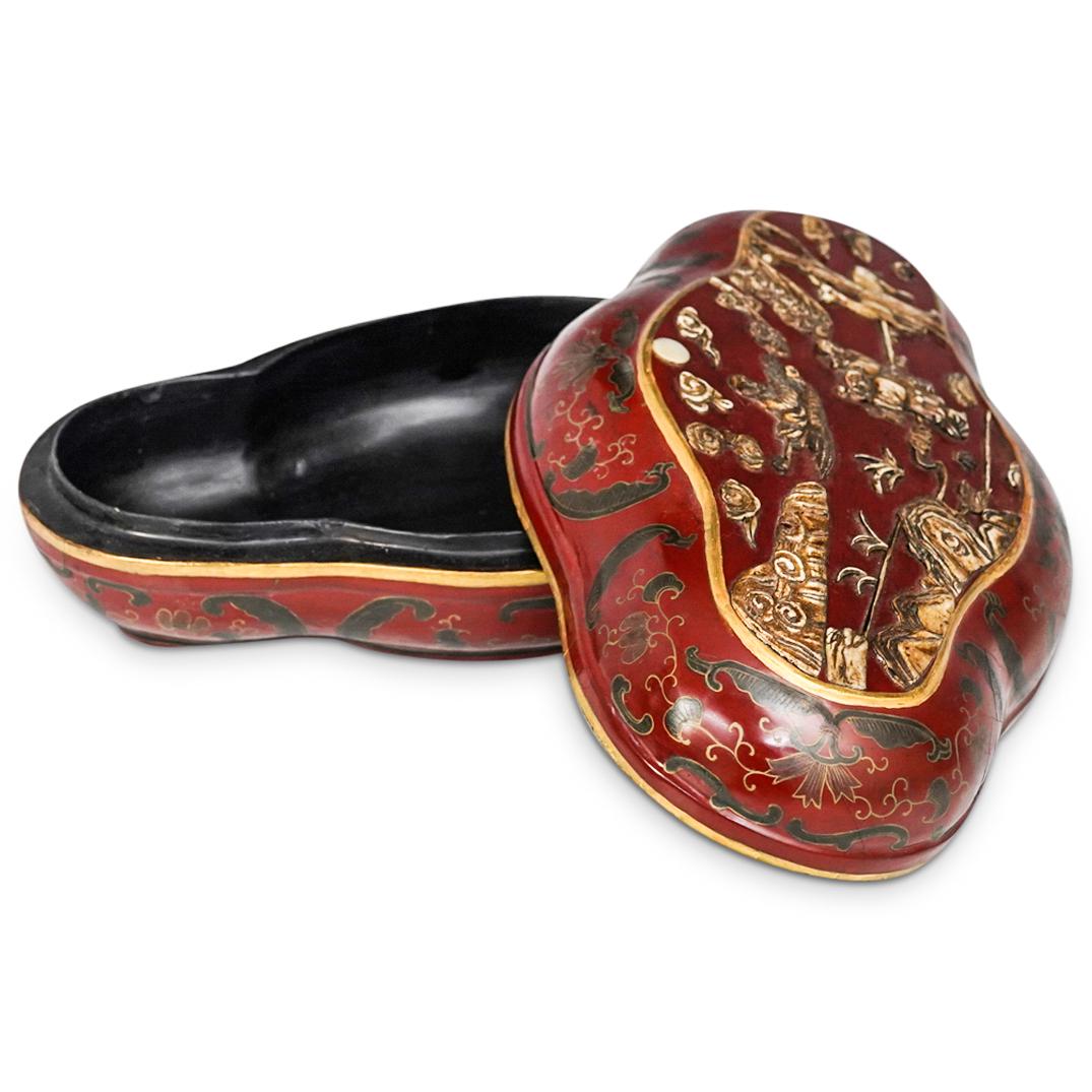 Antique Japanese Red Lacquer Lidded Box (1 of 6)