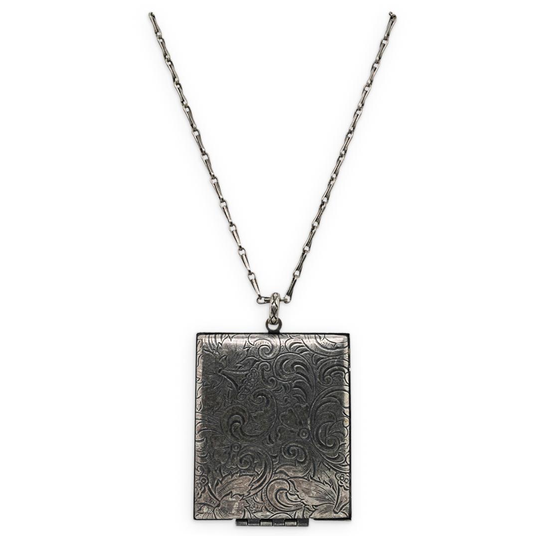 Antique Sterling SIlver Picture Locket Pendant Necklace (1 of 4)