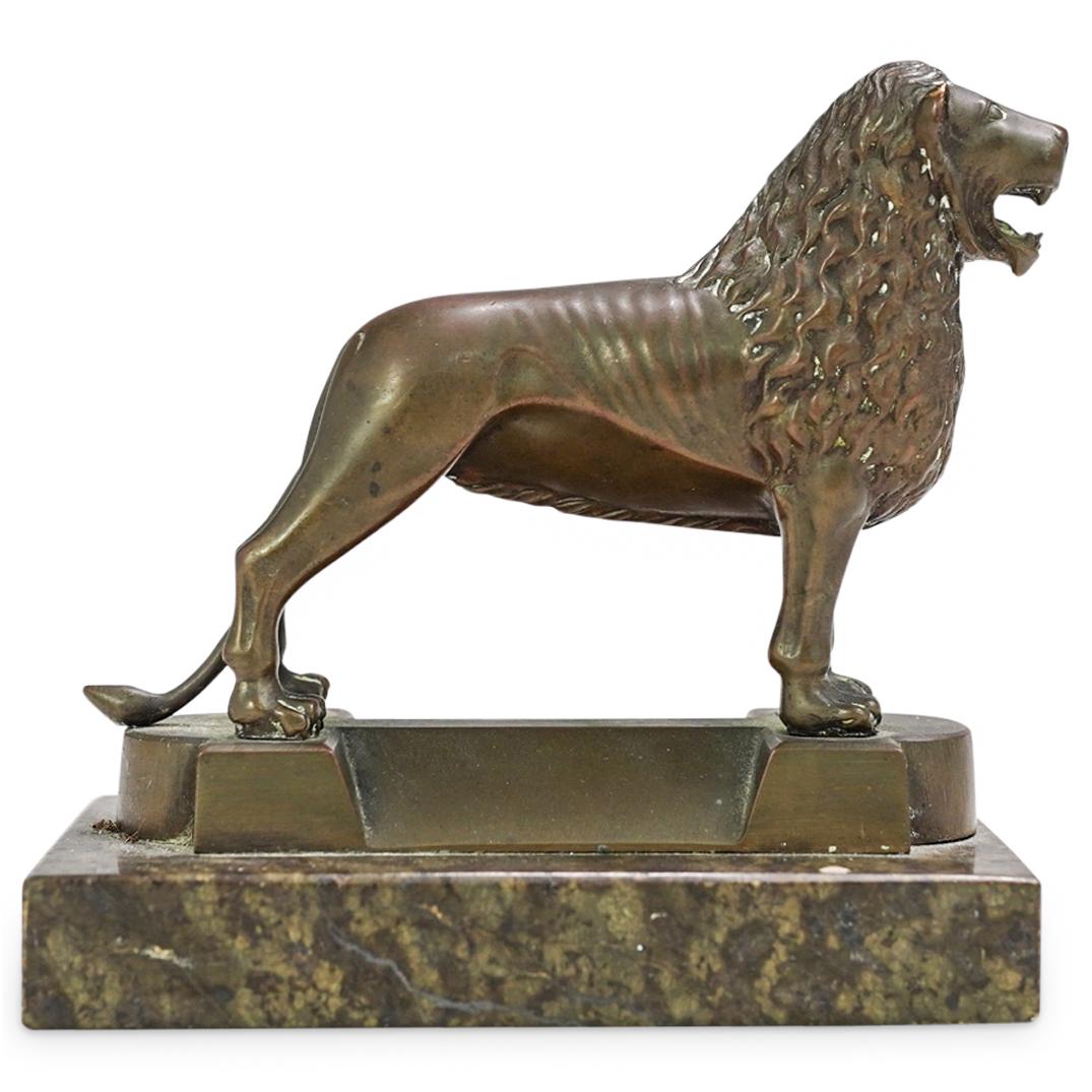 Brunswick Lion Bronze Sculpture (1 of 4)