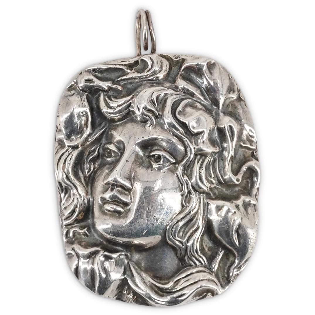 Henryk Winograd 999 Silver Pendant (1 of 2)