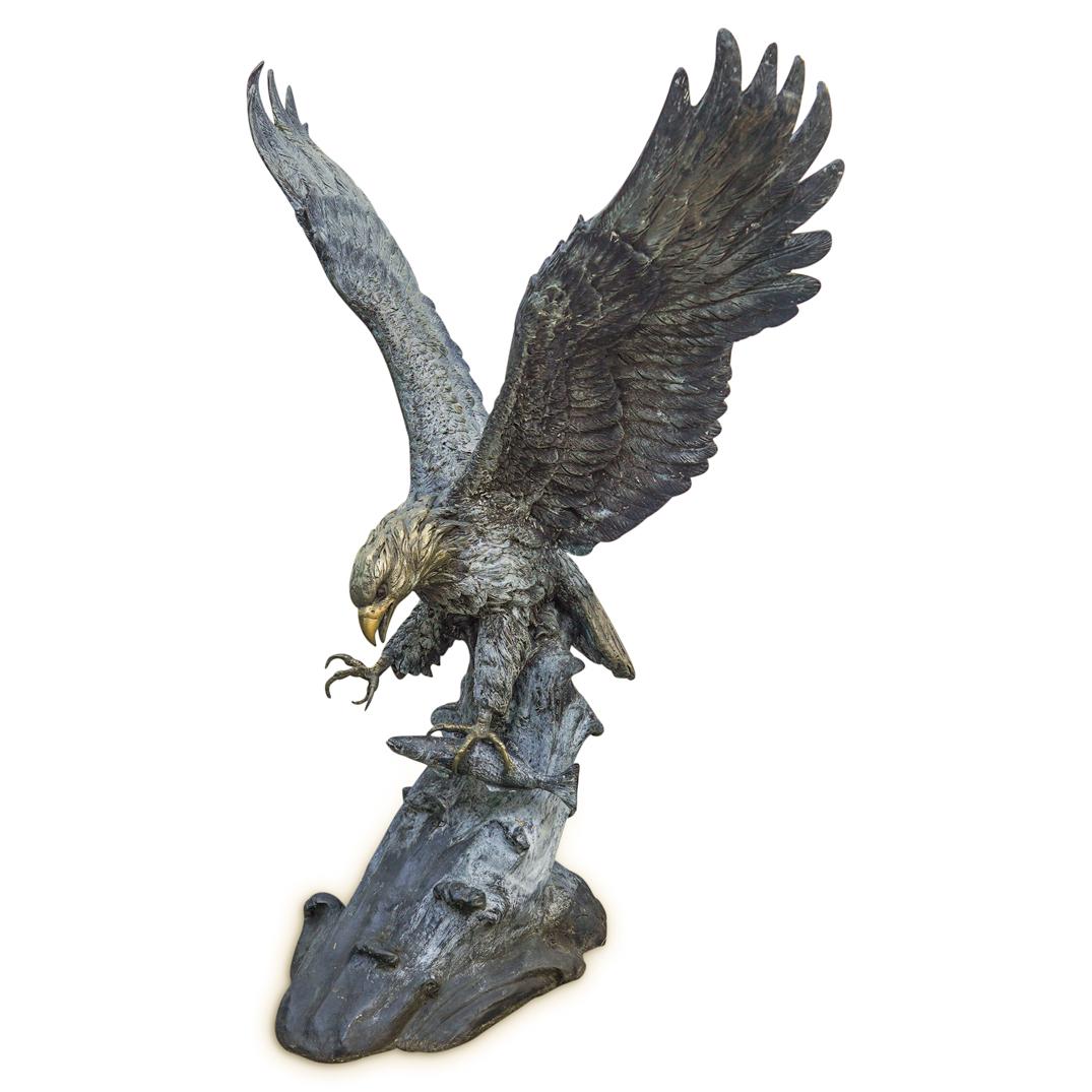 Wildlife Eagle & Fish Garden Statue (1 of 4)
