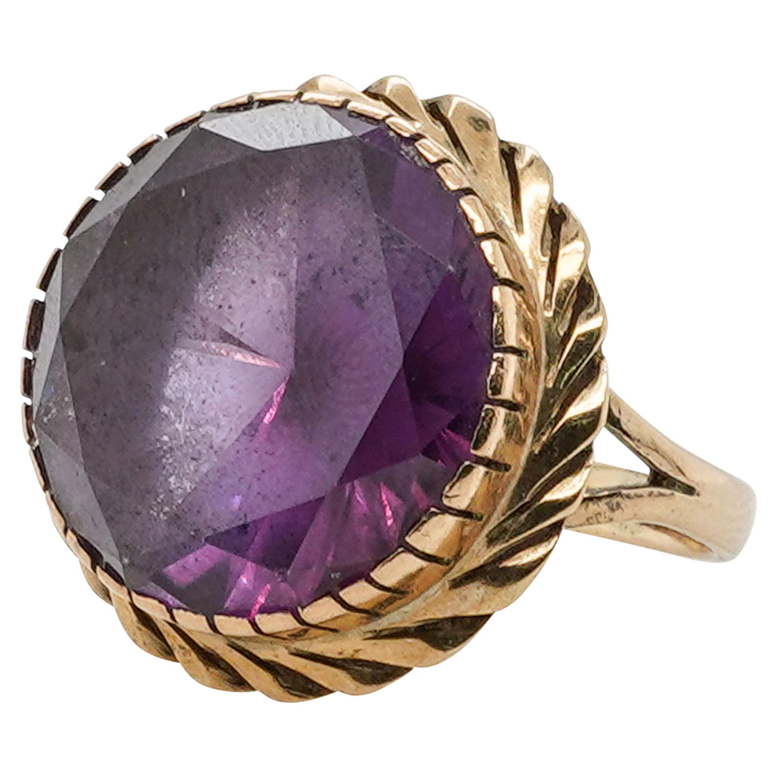 14k Gold and Amethyst Ring (1 of 4)