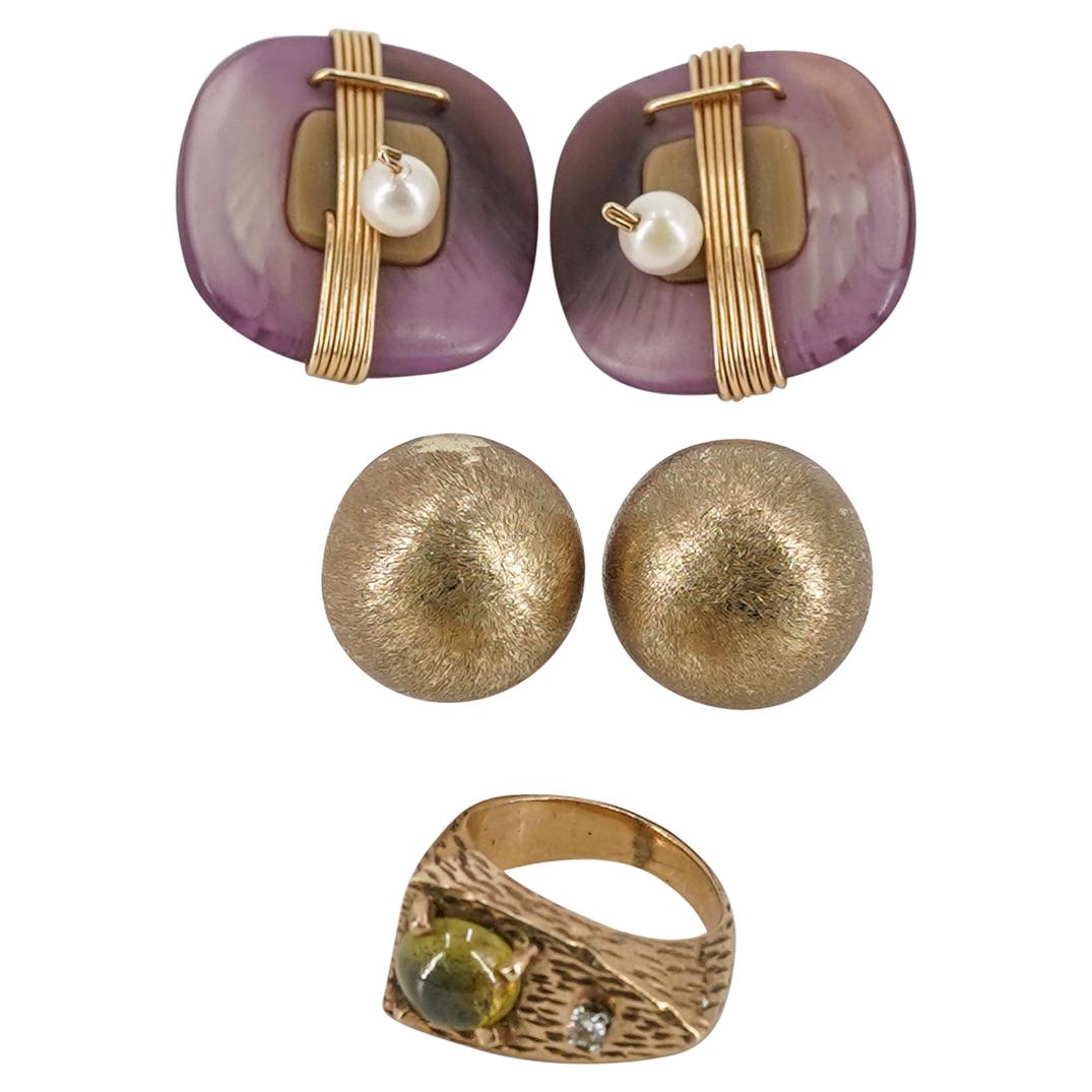 (3 Pc) 10K Yellow Gold Earrings & Ring Grouping Set (1 of 7)