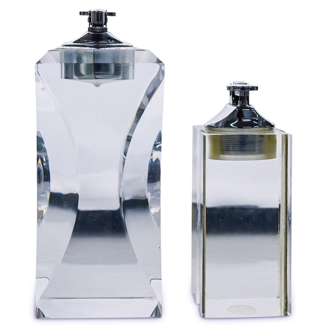 (2 Pc) Lucite Table Lighters (1 of 8)