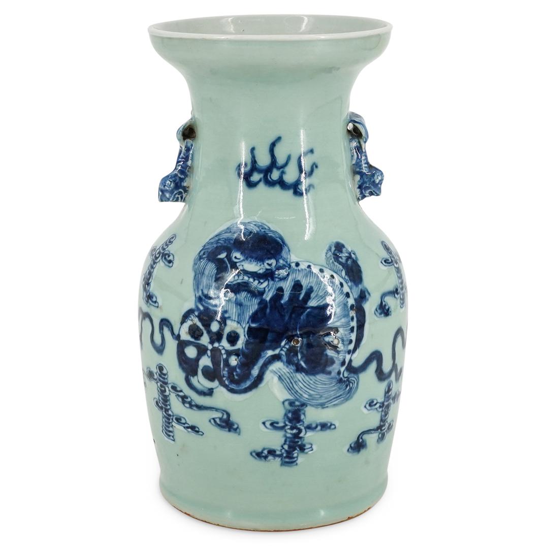 Chinese Blue And White Foo Dog Glazed Vase (1 of 7)