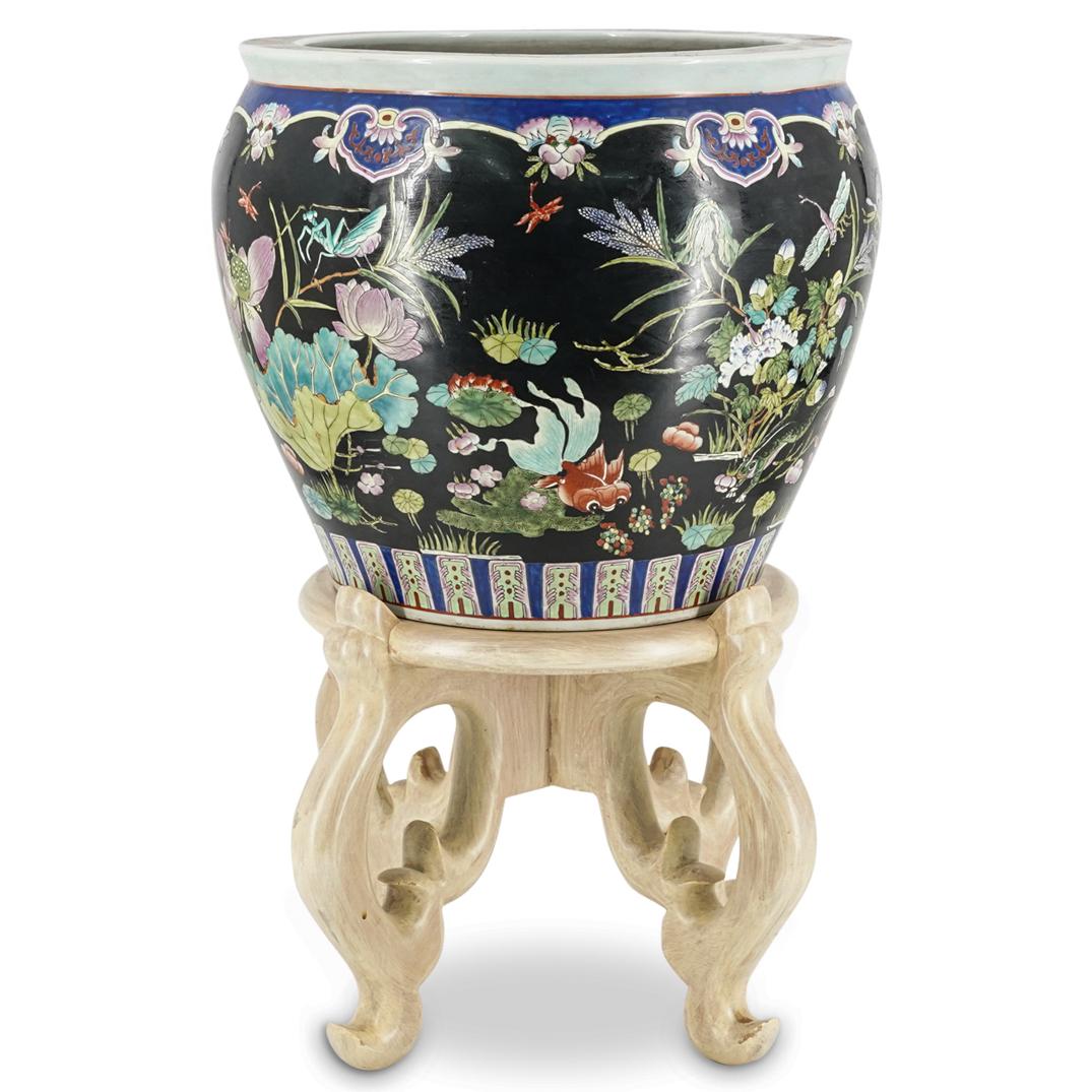 Chinese Porcelain Fish Bowl (1 of 7)