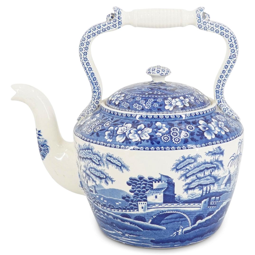 Spode Chinoiserie Handled Teapot (1 of 6)