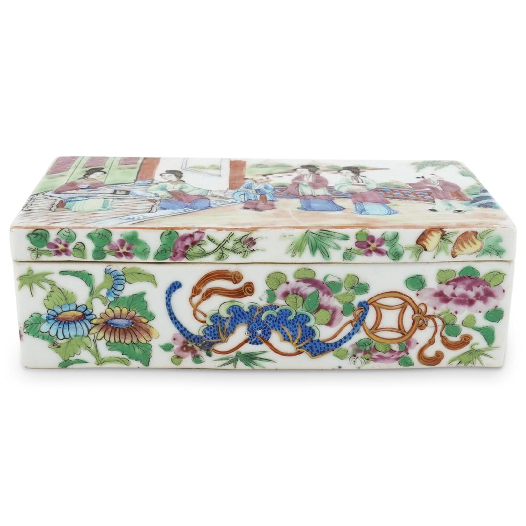 Antique Chinese Famille Verte Porcelain Pen & Brush Box (1 of 8)