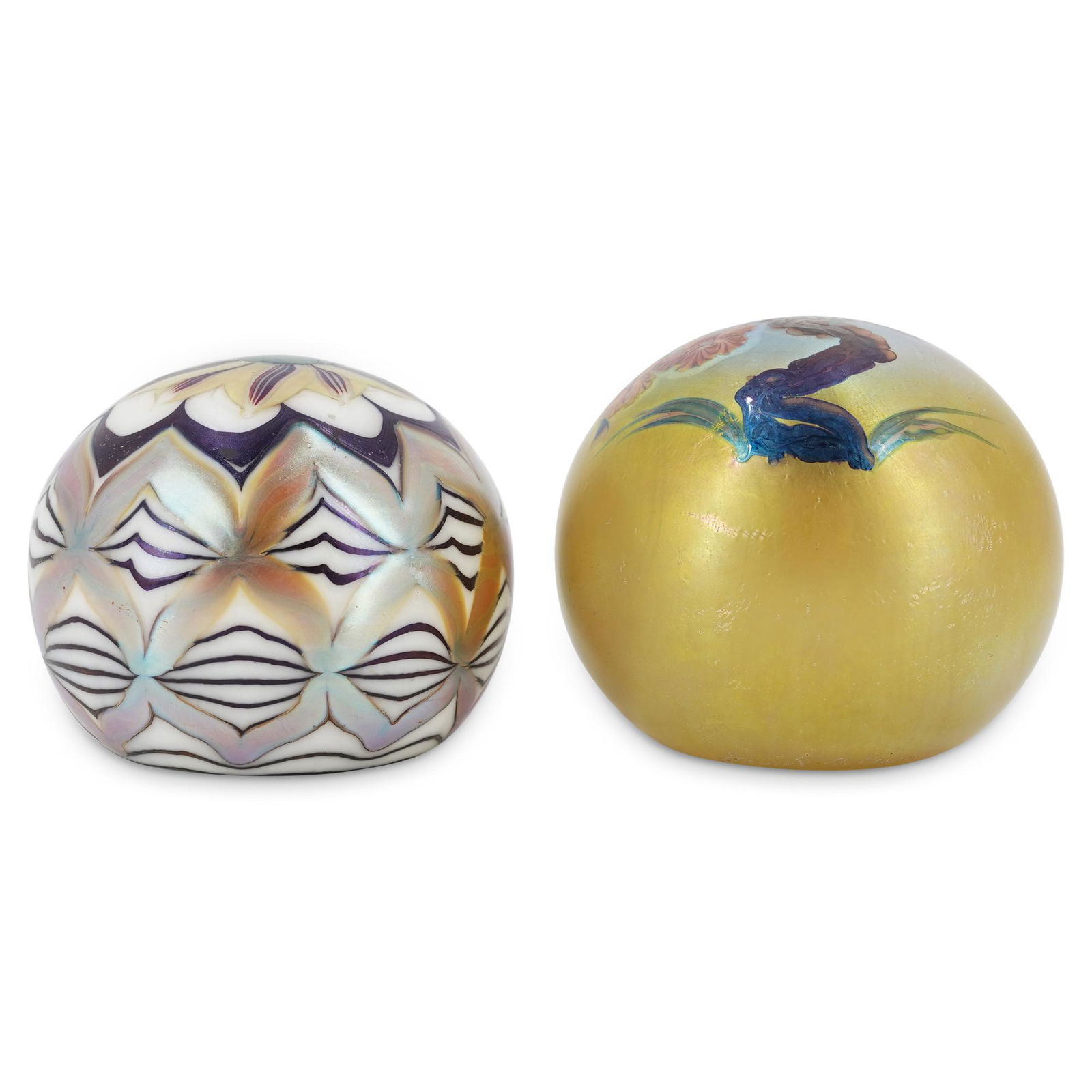 Pair Of Lundberg Studios Iridescent Paperweights (1 of 7)