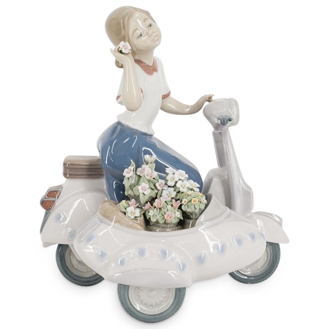Lladro "Floral Getaway" Porcelain Figurine (1 of 9)