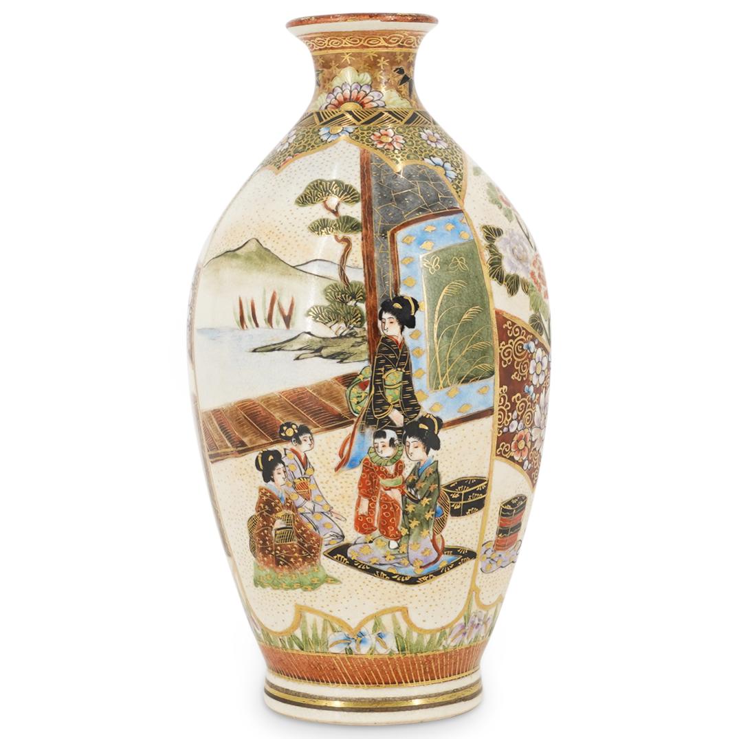 Antique Japanese Satsuma Vase (1 of 5)
